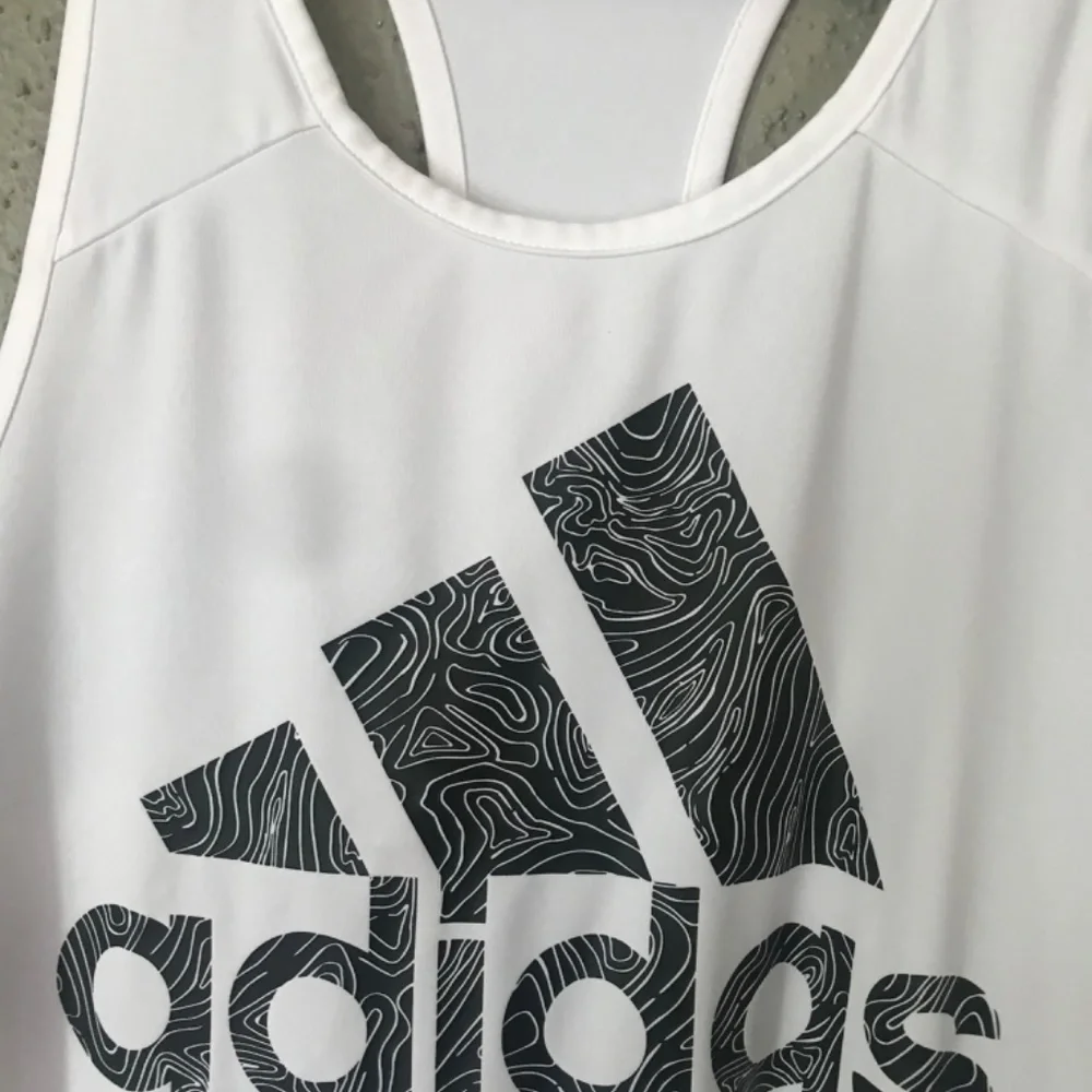 Adidas Razorback Tank - Picture 2 of 3